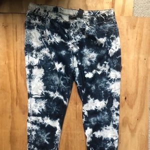 Tie dye jeans!